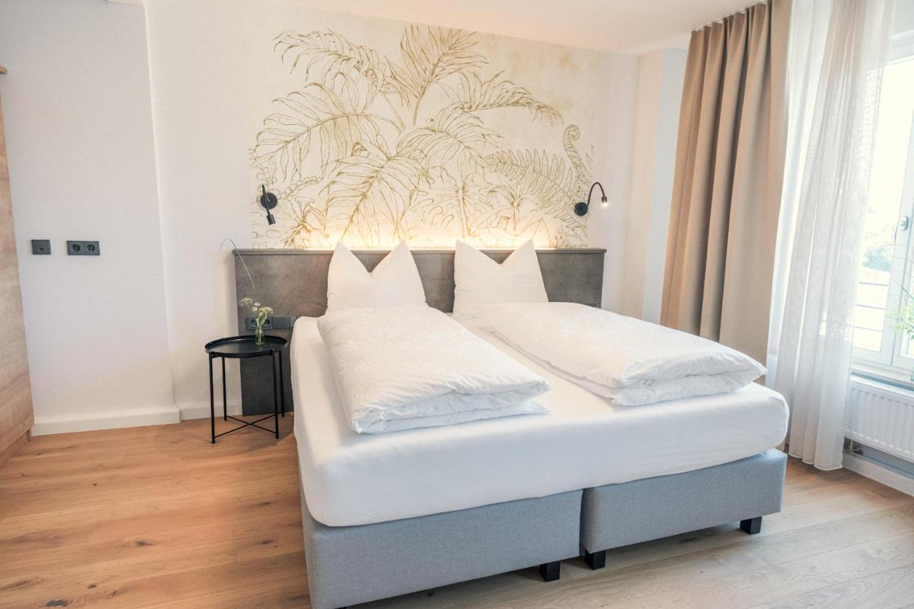 Das Hoelderlein - Altstadthotel Nuertingen Zewnętrze zdjęcie