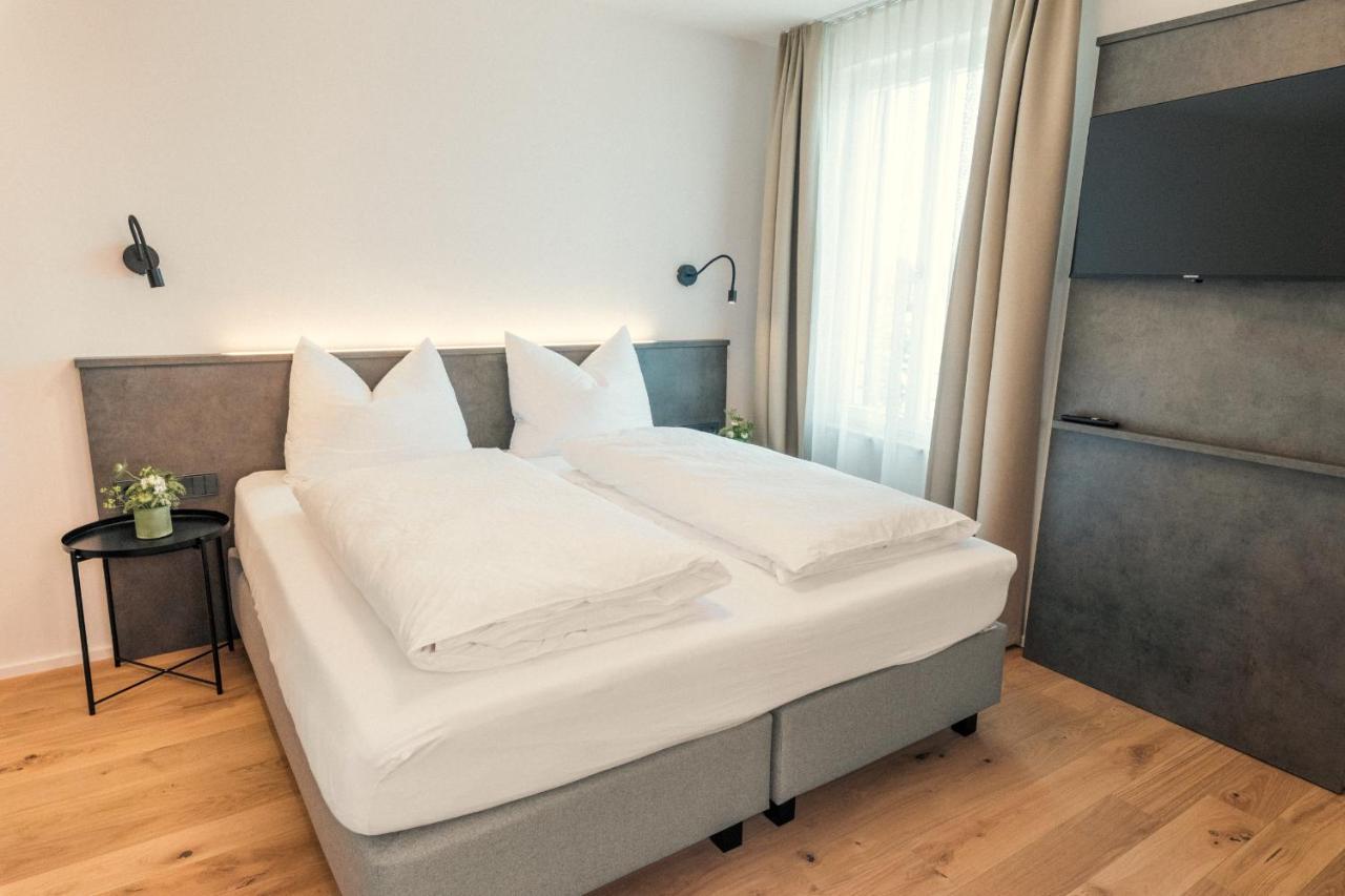 Das Hoelderlein - Altstadthotel Nuertingen Zewnętrze zdjęcie