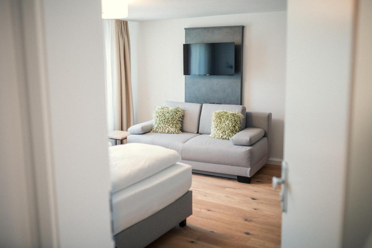 Das Hoelderlein - Altstadthotel Nuertingen Zewnętrze zdjęcie