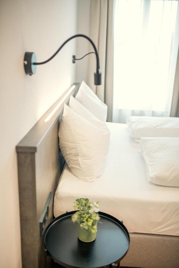 Das Hoelderlein - Altstadthotel Nuertingen Zewnętrze zdjęcie
